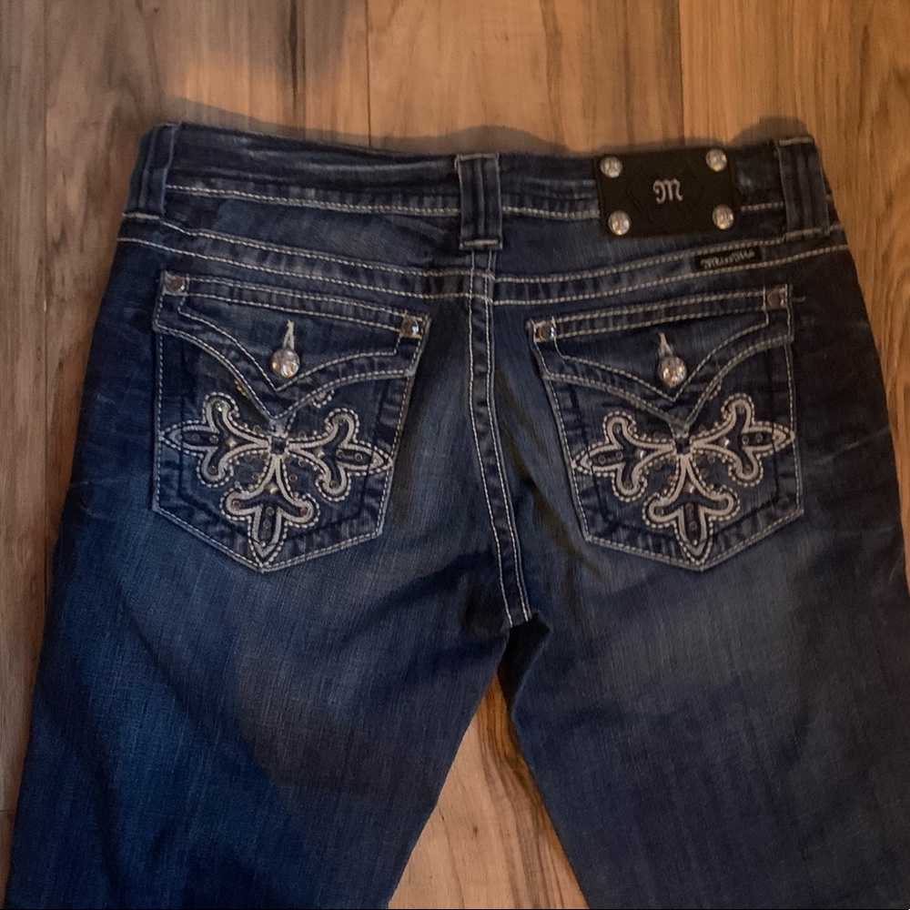 Miss Me bootcut jeans !!